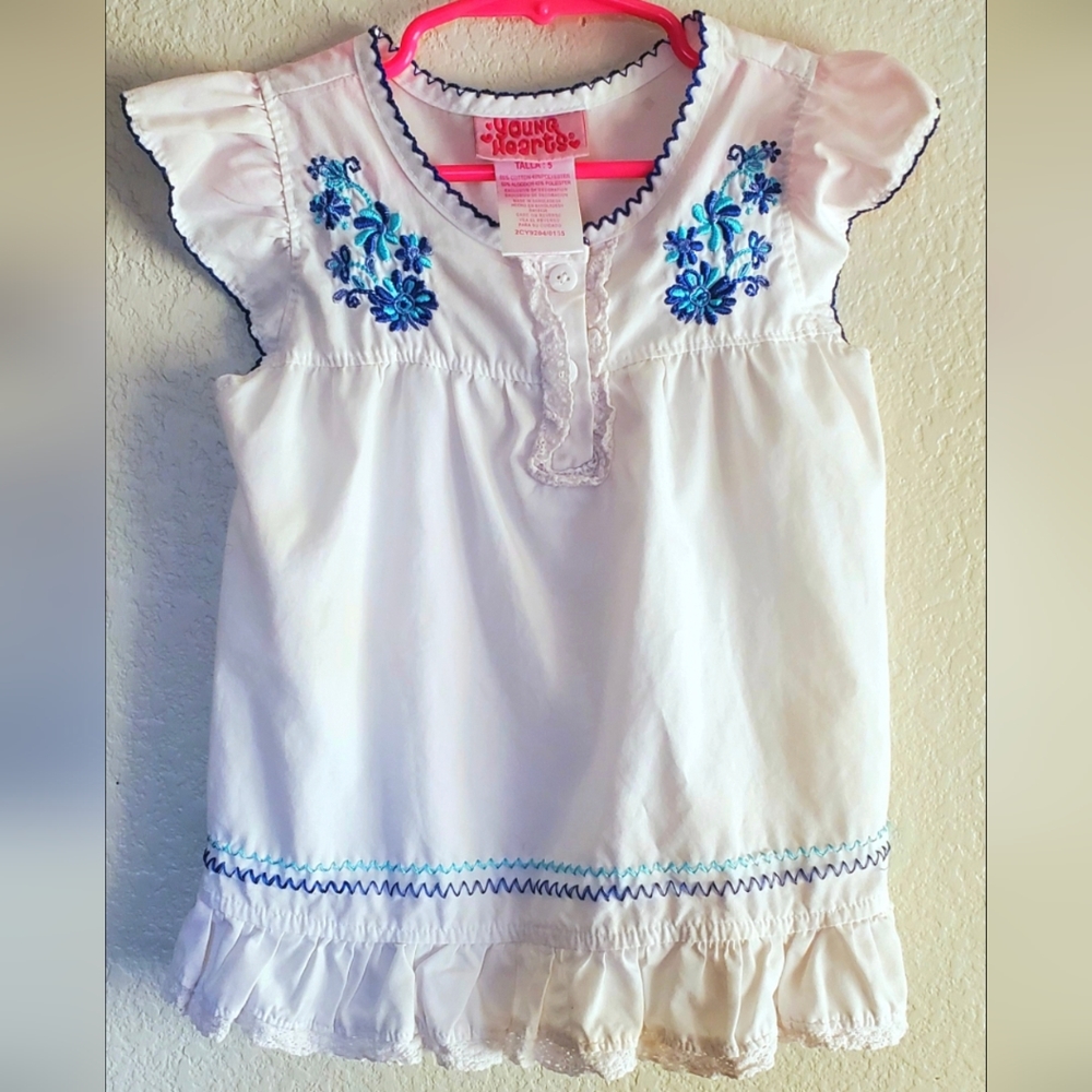Sz 5 embroidered floral tunic by Young Hearts